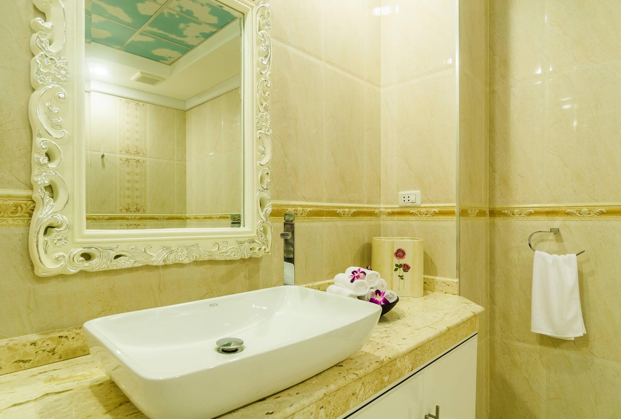 Property image - gallery 8