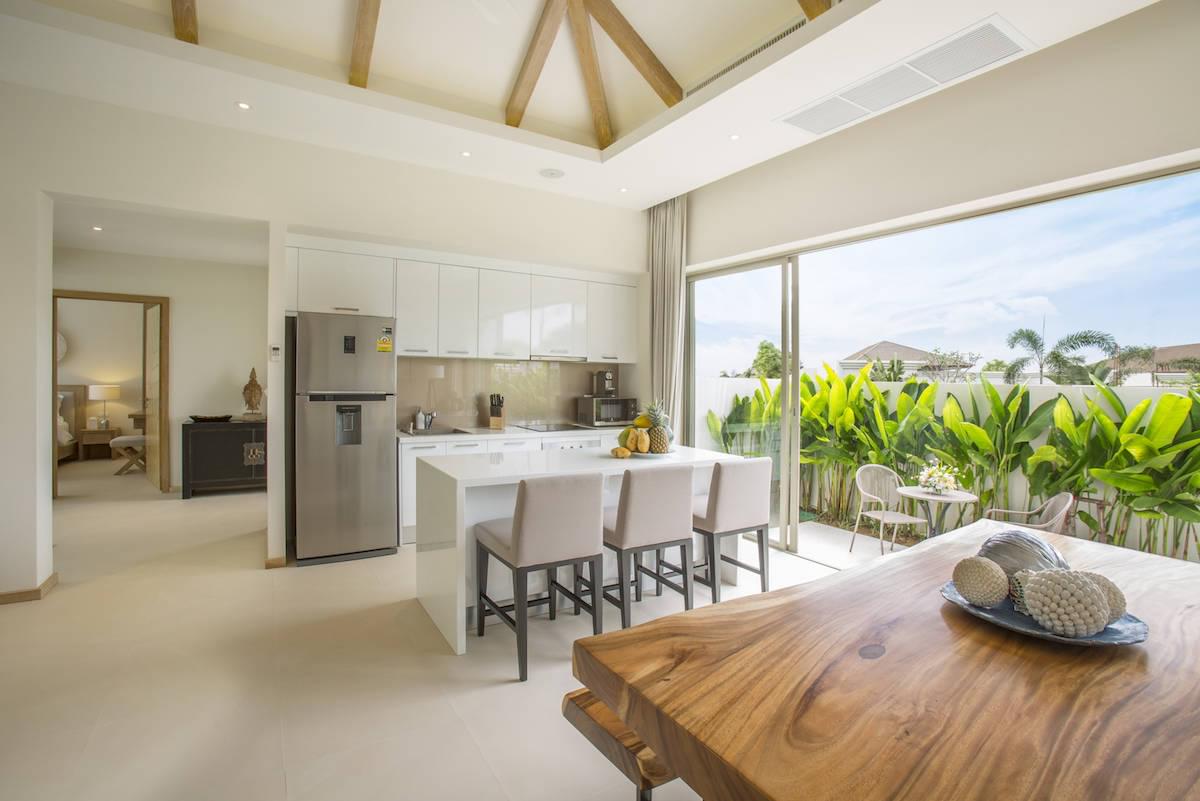 Прекрасная вилла с 3 спальнями и с видом на бассейн в проекте Тричада, на пляже Бангтао/Лагуна