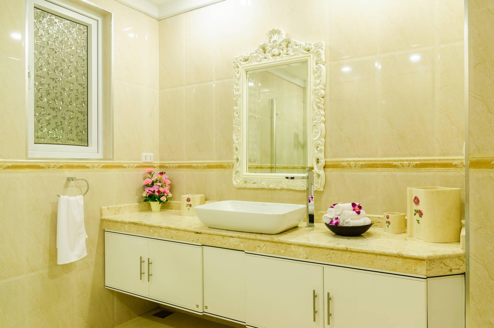 Property image - gallery 9