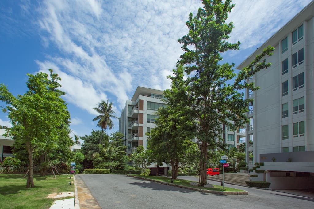 Восхитительные апартаменты с 2 спальнями и с видом на море в проекте Карон Хилл, на пляже Карон