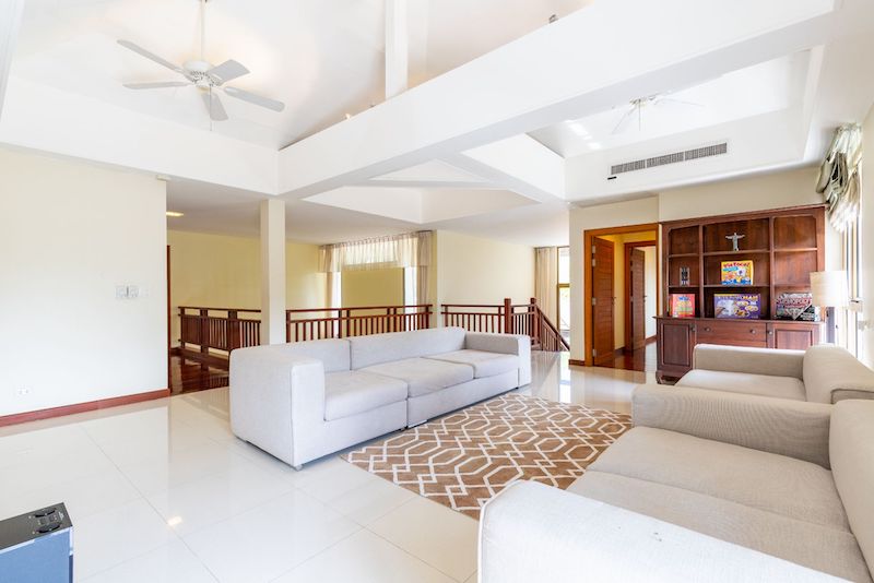 Прекрасная вилла с 4 спальнями и с видом на озеро в проекте Лагуна Хомс, на пляже Бангтао/Лагуна (+ Видео обзор)