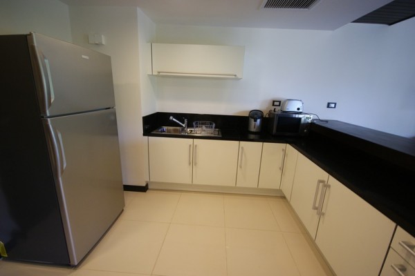 Роскошные апартаменты с 3 спальнями и с видом на сад, не далеко от моря в проекте Чом Таван, на пляже Бангтао/Лагуна (+ Видео обзор)