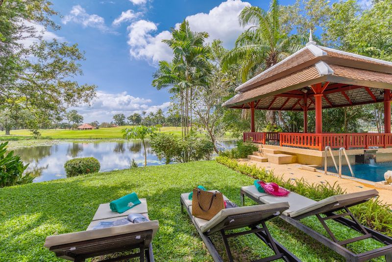 Прекрасная вилла с 4 спальнями и с видом на озеро в проекте Лагуна Хомс, на пляже Бангтао/Лагуна (+ Видео обзор)