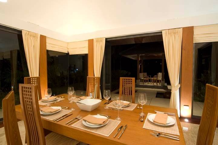 Шикарная вилла с 3 спальнями и с видом на бассейн в проекте Равай Виллас, на пляже Равай