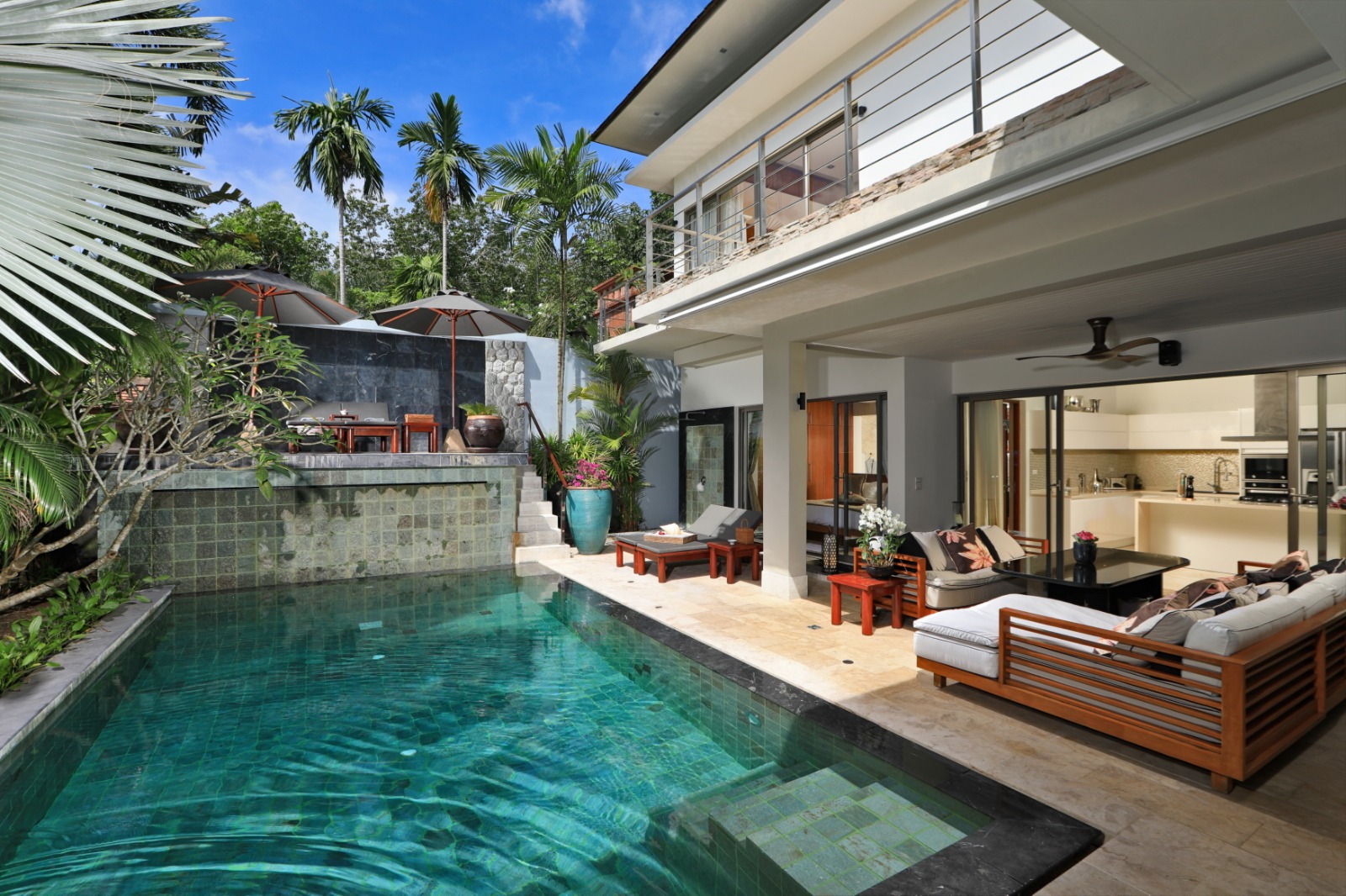 Удобная вилла с 3 спальнями и с видом на бассейн в проекте Даймонд Виллас, на пляже Бангтао/Лагуна