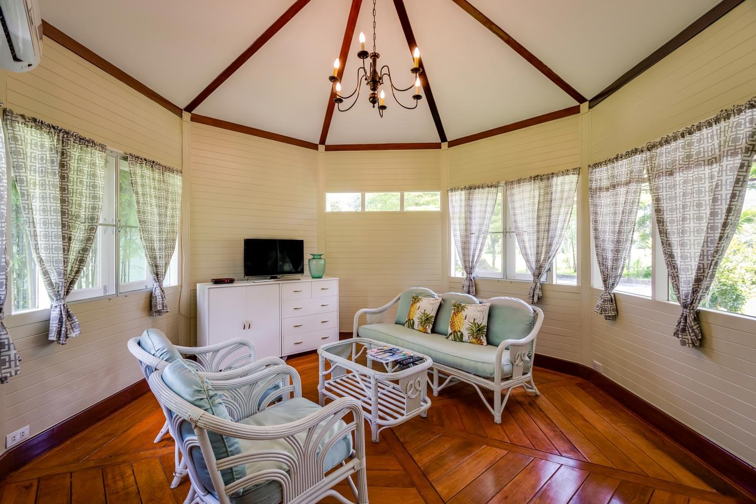 Property image - gallery 11