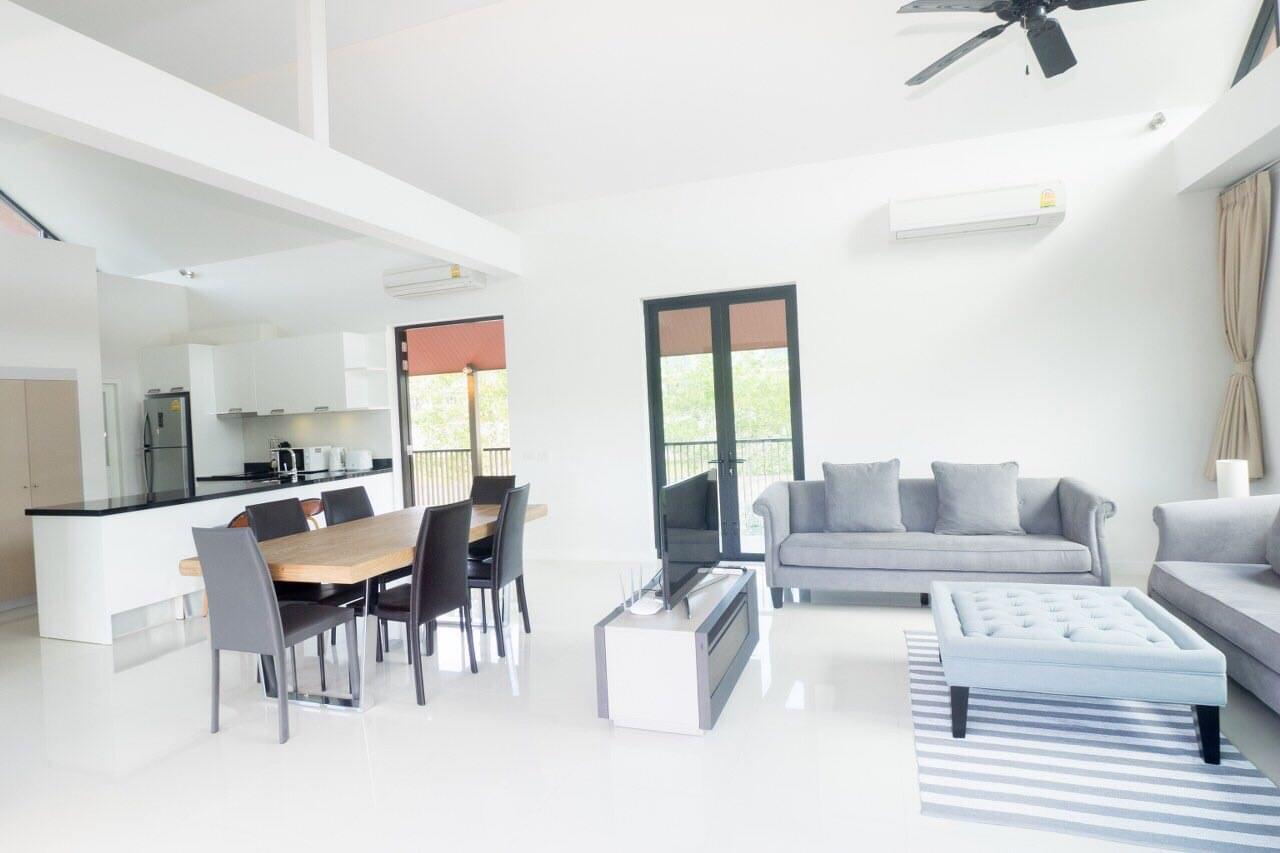 Сказочная вилла с 3 спальнями и с видом на бассейн в проекте Пхурисала, на пляже Бангтао/Лагуна