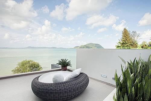 Великолепная вилла с 3 спальнями и с видом на море в проекте Ева бич, на пляже Равай