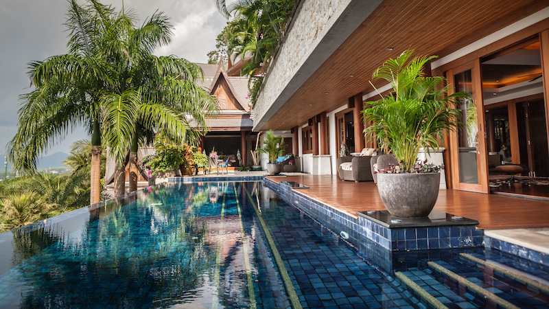 Модная вилла с 4 спальнями и с видом на море в проекте Баан Тай Сурин Хилл, на пляже Сурин