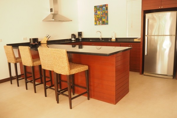 Роскошная вилла с 2 спальнями и с видом на бассейн в проекте Зе Резиденс Бангтао, на пляже Бангтао/Лагуна (+ Видео обзор)