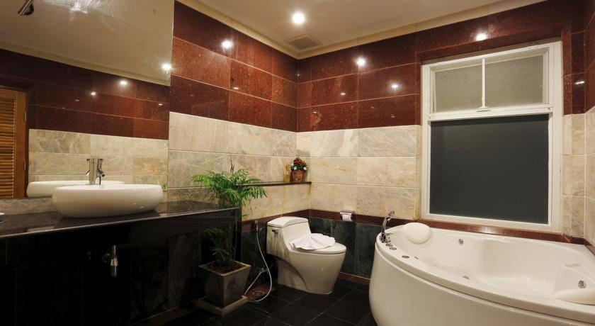 Property image - gallery 9