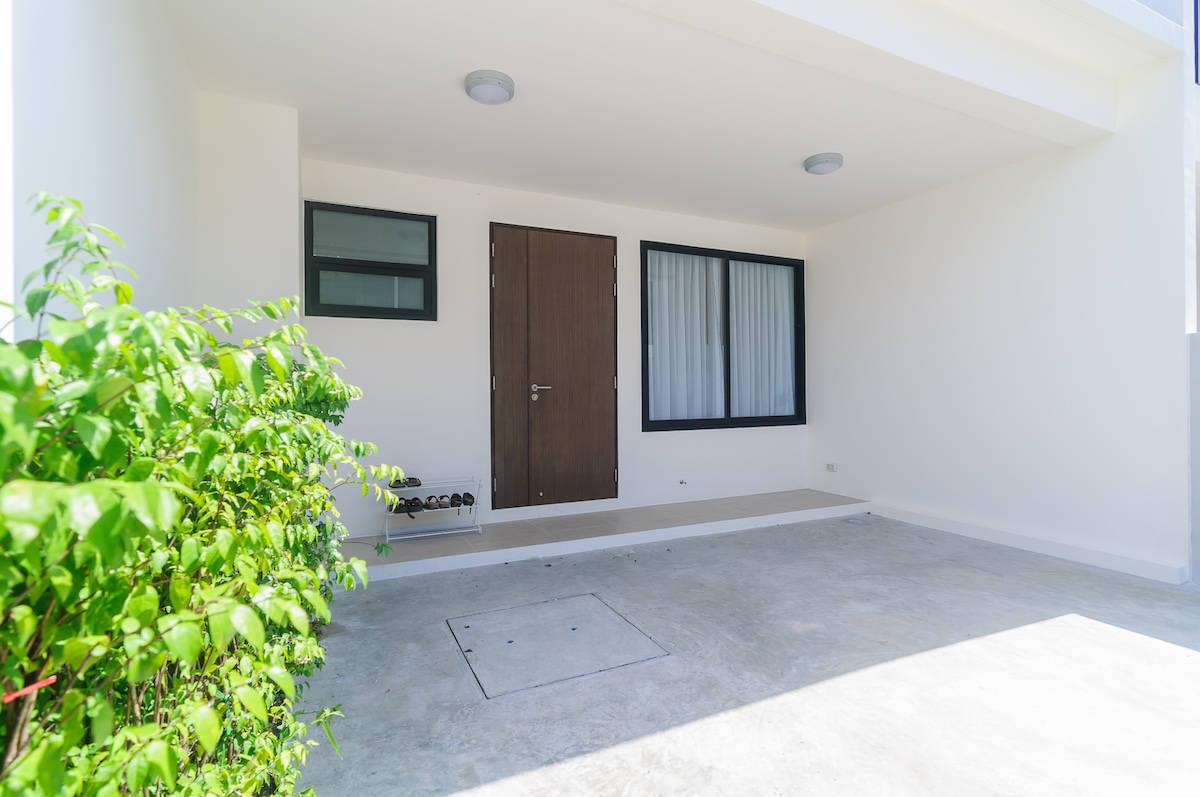 Удобный таунхаус с 2 спальнями и с видом на сад в проекте Лагуна Парк, на пляже Бангтао/Лагуна