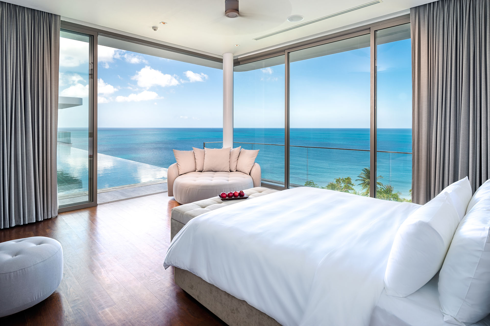 Великолепные апартаменты с 4 спальнями и с видом на море в проекте Малайвана, на пляже Найтон