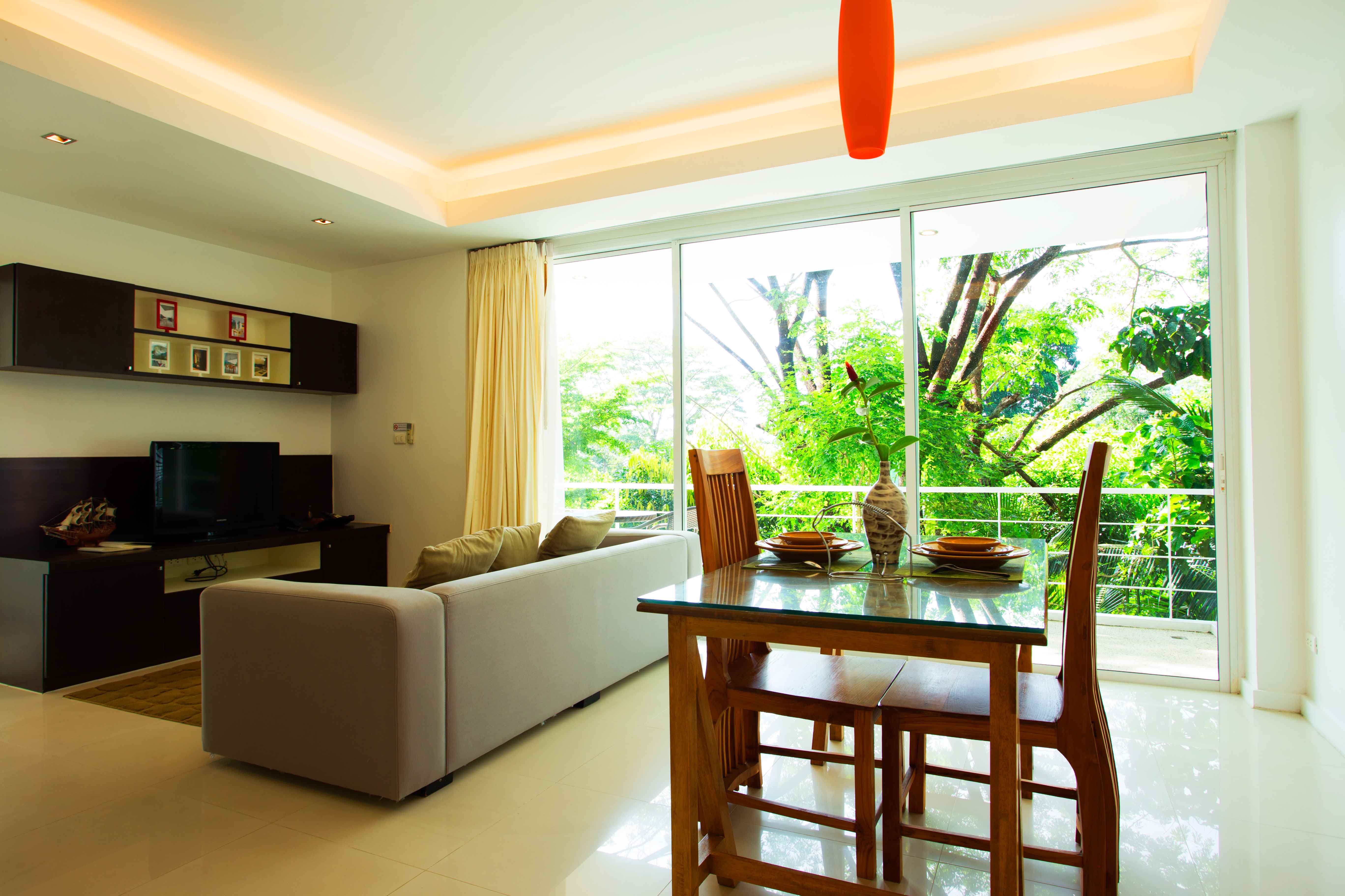 Роскошные апартаменты с 2 спальнями и с видом на горы в проекте Зе Tрис резиденс, на пляже Камала 