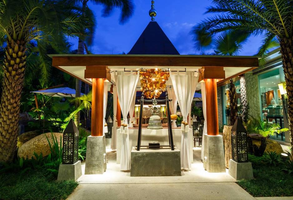 Удобная вилла с 4 спальнями и с видом на бассейн в проекте Сурин Спрингс, на пляже Сурин (+ Видео обзор)