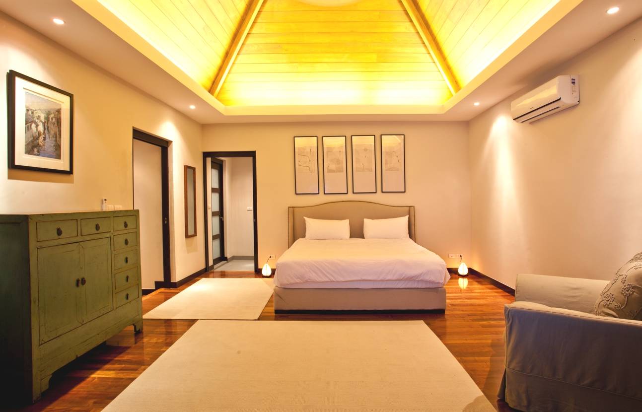 Сногсшибательная вилла с 3 спальнями и с видом на бассейн в проекте Суксан, на пляже Равай