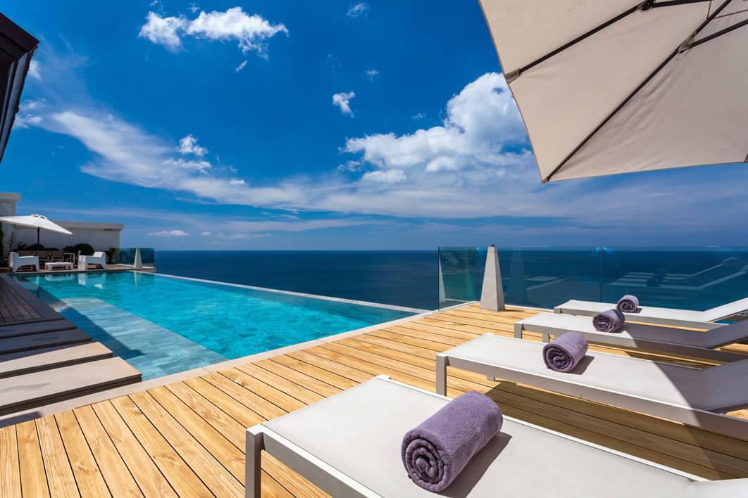 Шикарная вилла премиум класса с 5 спальнями и с видом на море в проекте Малайвана, на пляже Найтон