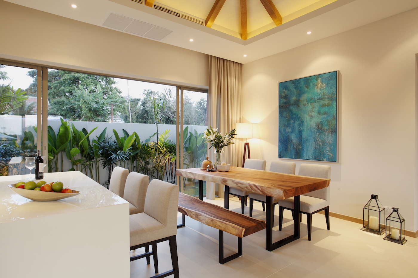 Cтильная вилла с 3 спальнями и с видом на бассейн в проекте Тричада, на пляже Бангтао/Лагуна