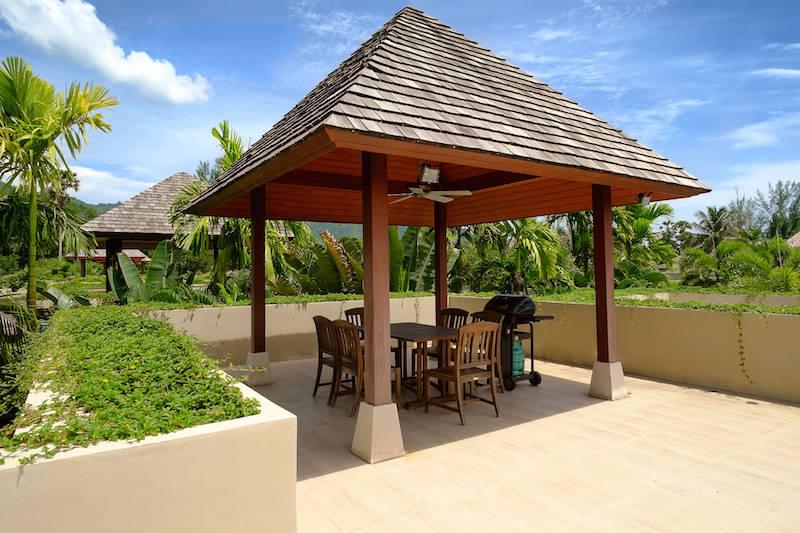 Сногсшибательная вилла с 2 спальнями и с видом на бассейн в проекте Зе Резиденс Бангтао, на пляже Бангтао/Лагуна (+ Видео обзор)