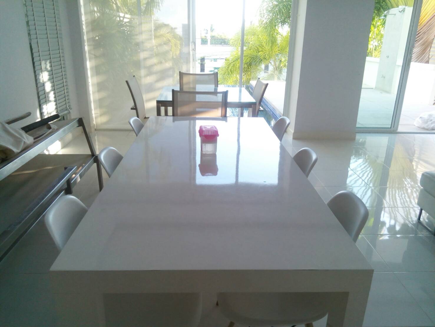 Cтильная вилла с 3 спальнями, на пляже Найхарн