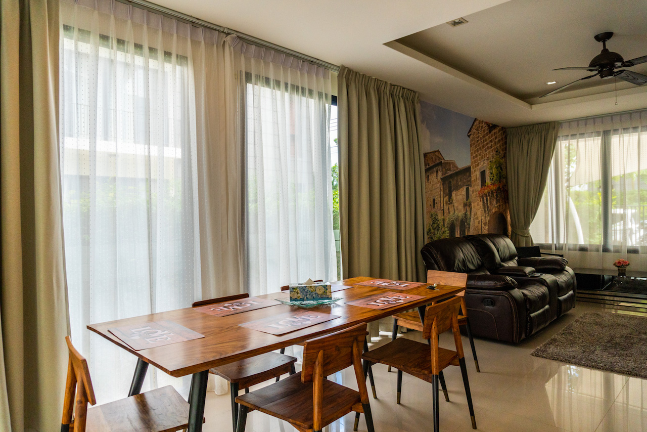 Property image - photo 2