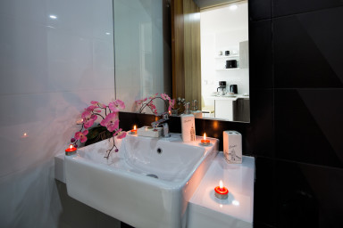 Великолепные апартаменты студия и с видом на город в проекте Ката Озон, на пляже Ката