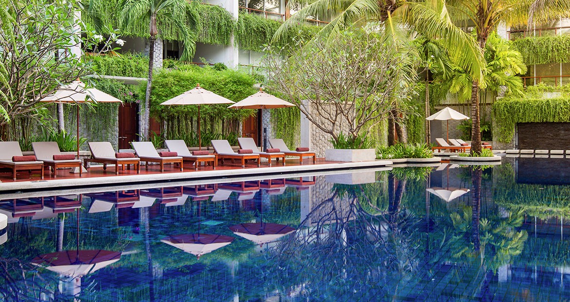 Модные апартаменты с 2 спальнями и с видом на бассейн в проекте Чава, на пляже Сурин (+ Видео обзор)