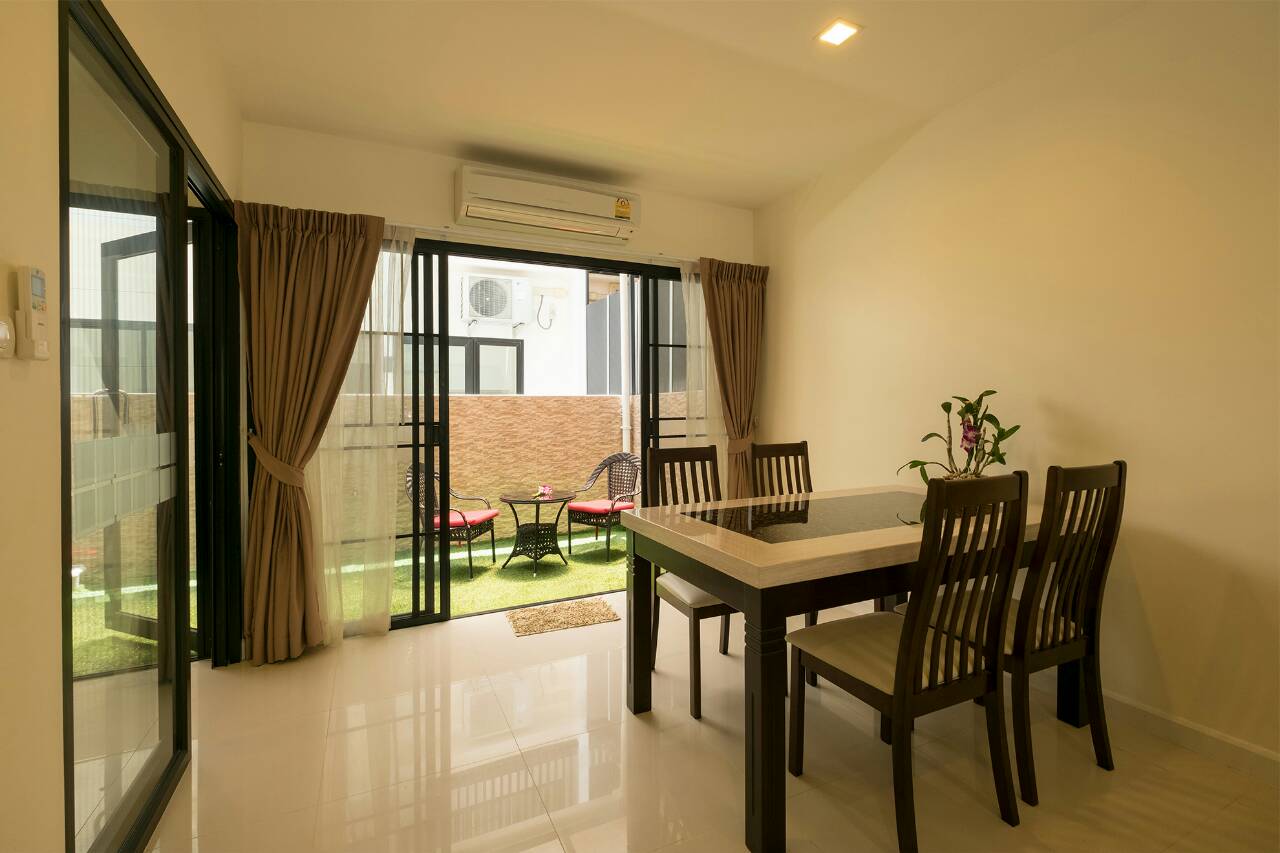 Шикарный таунхаус с 3 спальнями и с видом на горы в проекте Лагуна Парк, на пляже Бангтао/Лагуна