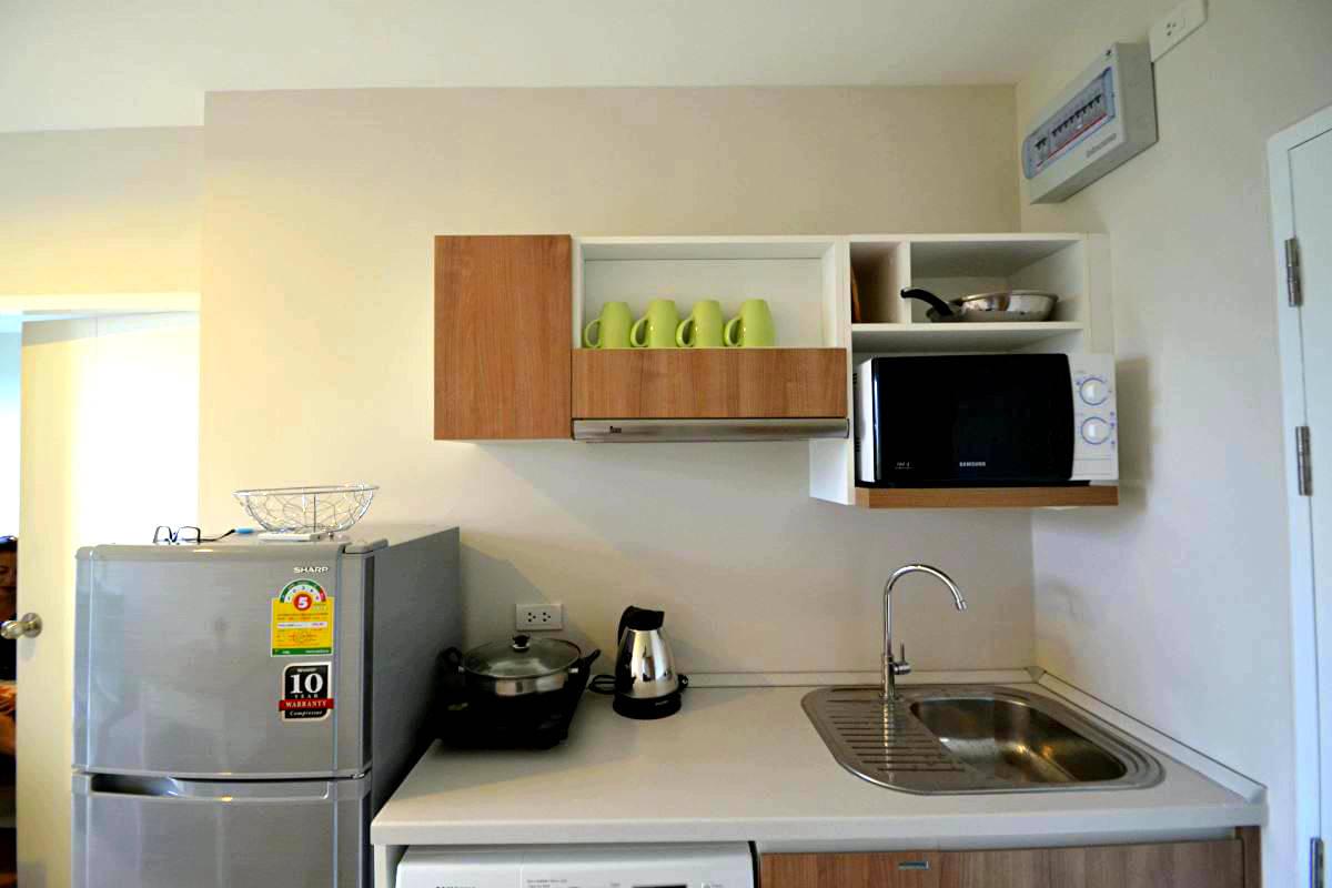 Комфортабельные апартаменты с 1 спальней и с видом на город в проекте Зескейп 1 Кондоминиум, на пляже Бангтао/Лагуна