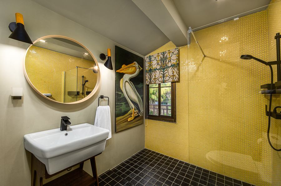 Потрясающие апартаменты с 1 спальней и с видом на озеро в проекте Сурин Спрингс, на пляже Сурин (+ Видео обзор)