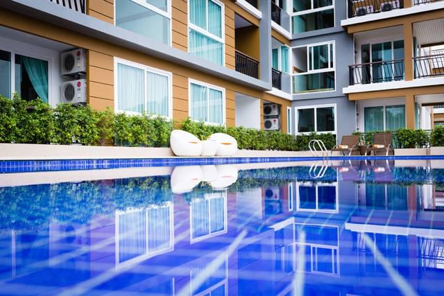 Великолепные апартаменты с 1 спальней и с видом на бассейн в проекте Саян Бури, на пляже Равай