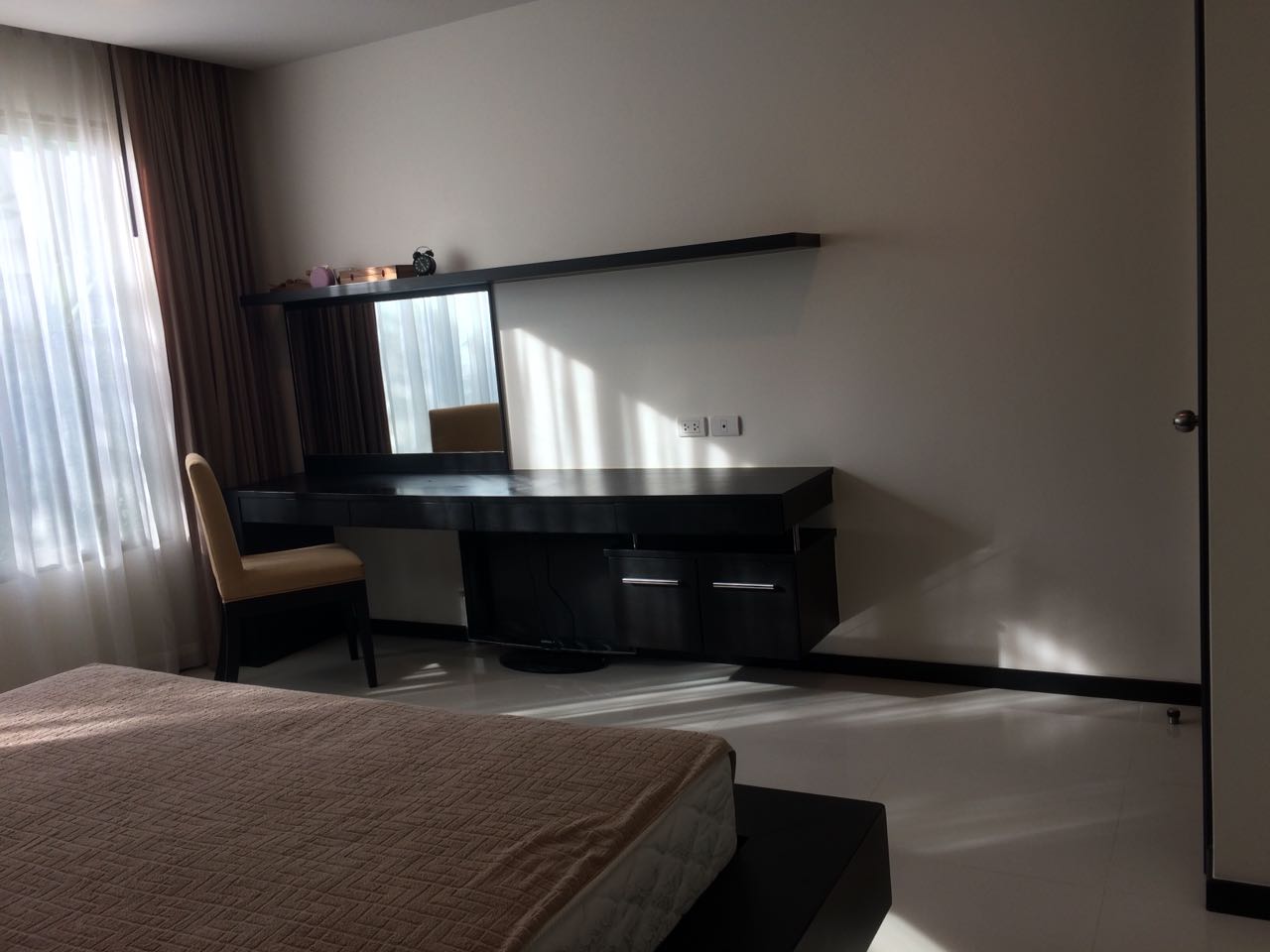 Property image - gallery 11