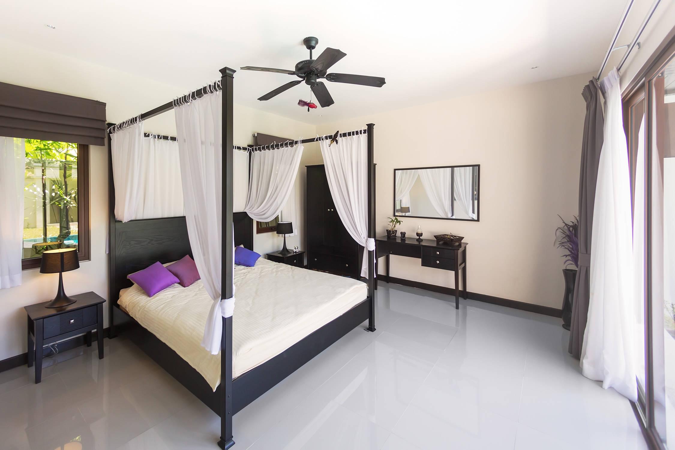 Cтильная вилла с 3 спальнями и с видом на бассейн в проекте Суксан, на пляже Равай