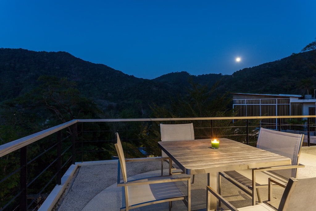 Восхитительные апартаменты с 2 спальнями и с видом на горы в проекте Зе Tрис резиденс, на пляже Камала 