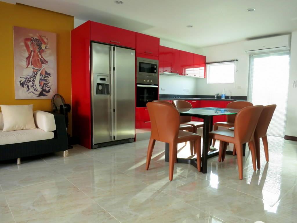 Сногсшибательная вилла с 3 спальнями и с видом на бассейн в проекте АП Гранд Резиденс, на пляже Камала 