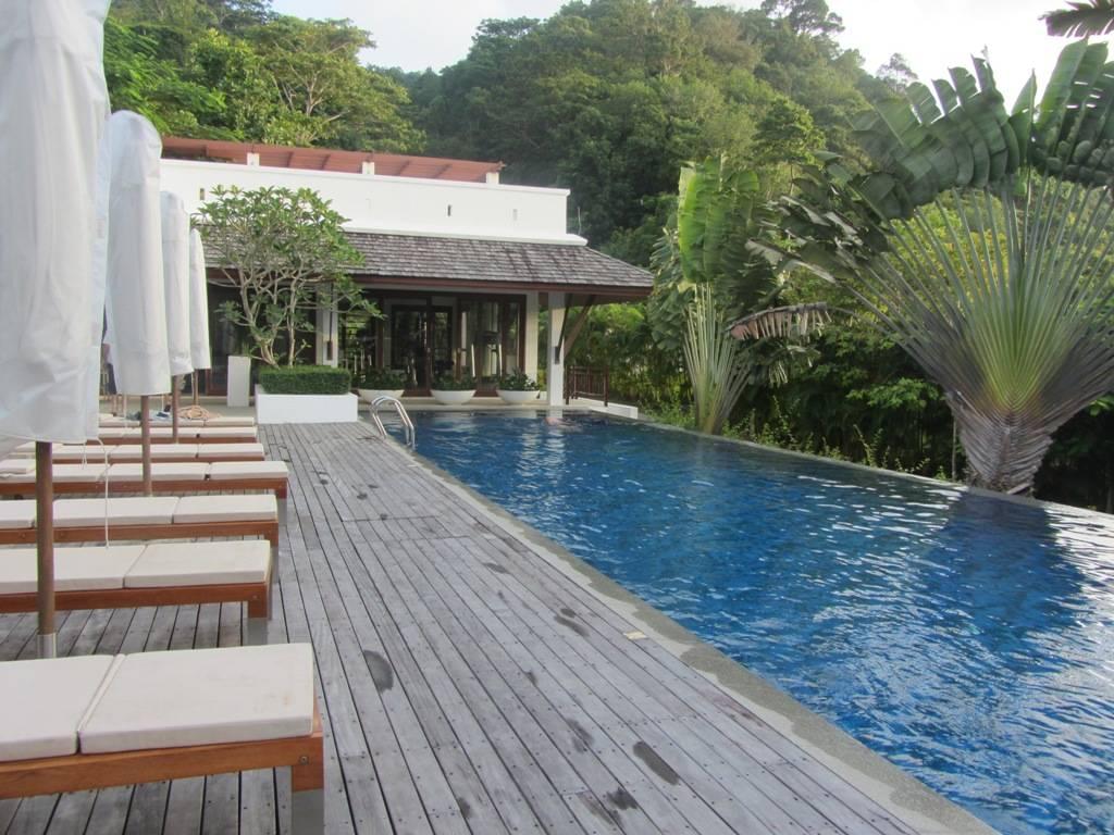 Комфортабельные апартаменты с 4 спальнями и с видом на море в проекте Плантейшн Камала, на пляже Камала 