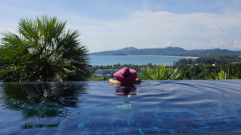 Модная вилла с 4 спальнями и с видом на море в проекте Баан Тай Сурин Хилл, на пляже Сурин