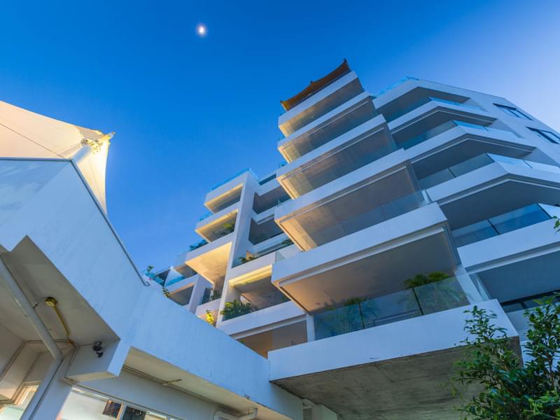 Модные апартаменты с 1 спальней и с видом на море в проекте Сансури, на пляже Сурин