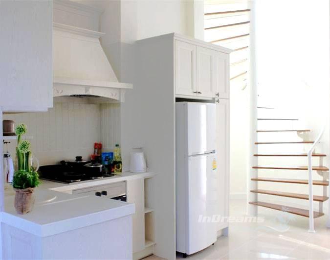 Комфортабельная вилла с 2 спальнями и с видом на сад в проекте Мед Вилладж, на пляже Равай