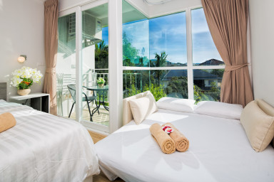 Прекрасные апартаменты студия и с видом на город в проекте Ката Озон, на пляже Ката