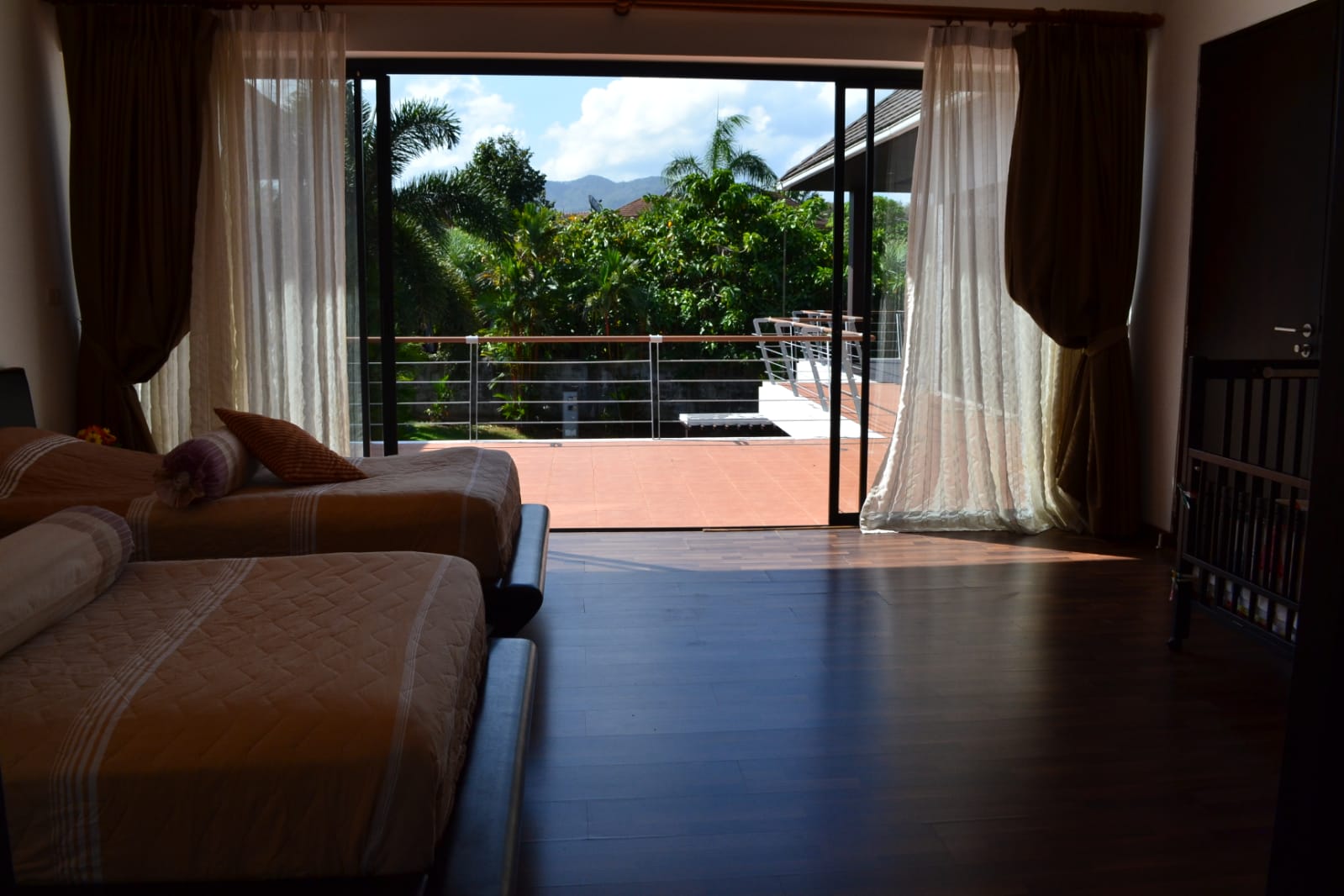 Property image - gallery 13