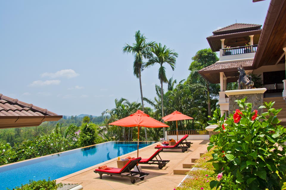 Удобная вилла с 6 спальнями и с видом на горы в проекте Лейквуд хиллс, на пляже Бангтао/Лагуна