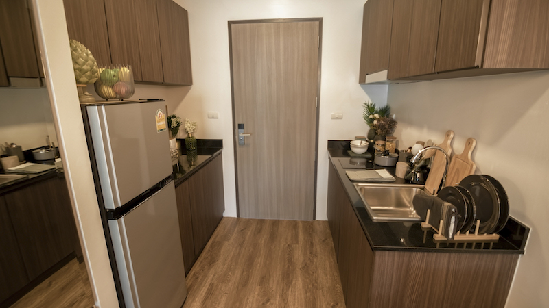 Роскошные апартаменты студия и с видом на бассейн в проекте Прауд Карон, на пляже Карон