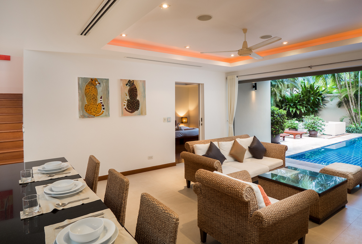 Шикарная вилла с 2 спальнями и с видом на бассейн в проекте Зе Резиденс Бангтао, на пляже Бангтао/Лагуна (+ Видео обзор)