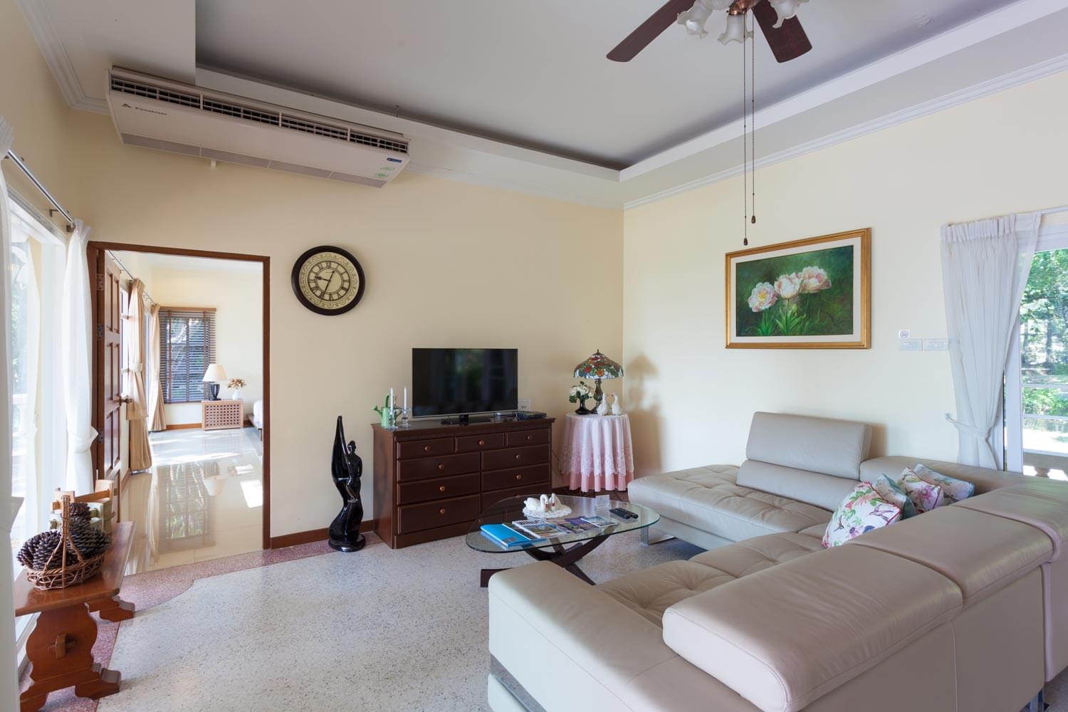 Property image - gallery 9