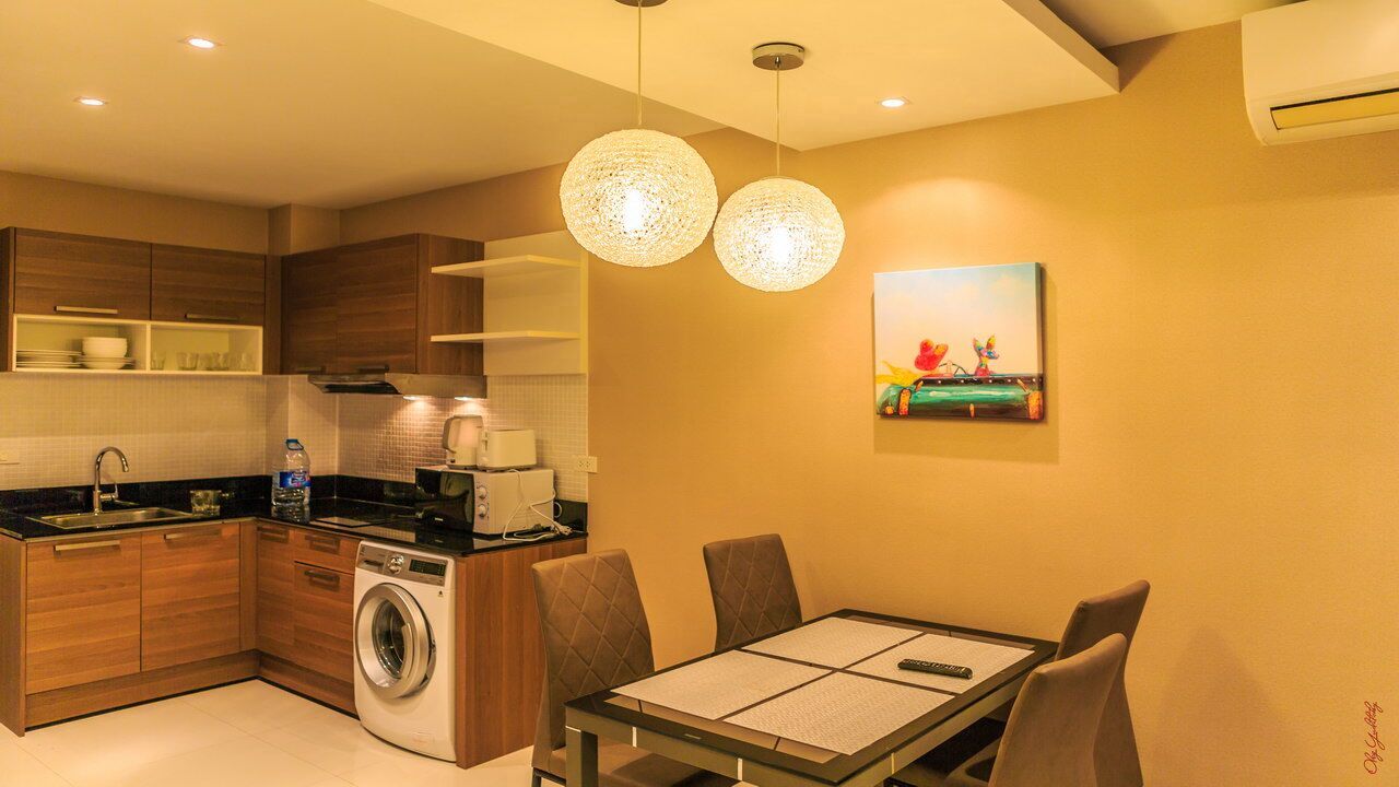 Шикарные апартаменты с 2 спальнями, на пляже Найхарн