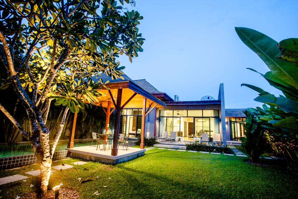 Превосходная вилла с 3 спальнями и с видом на бассейн в проекте Оникс, на пляже Найхарн