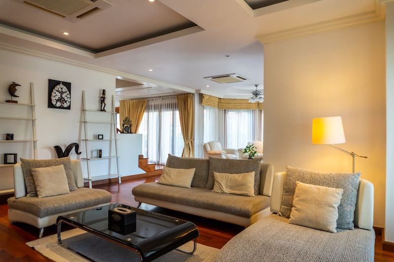 Восхитительная вилла с 4 спальнями и с видом на бассейн, на пляже Май  Кхао