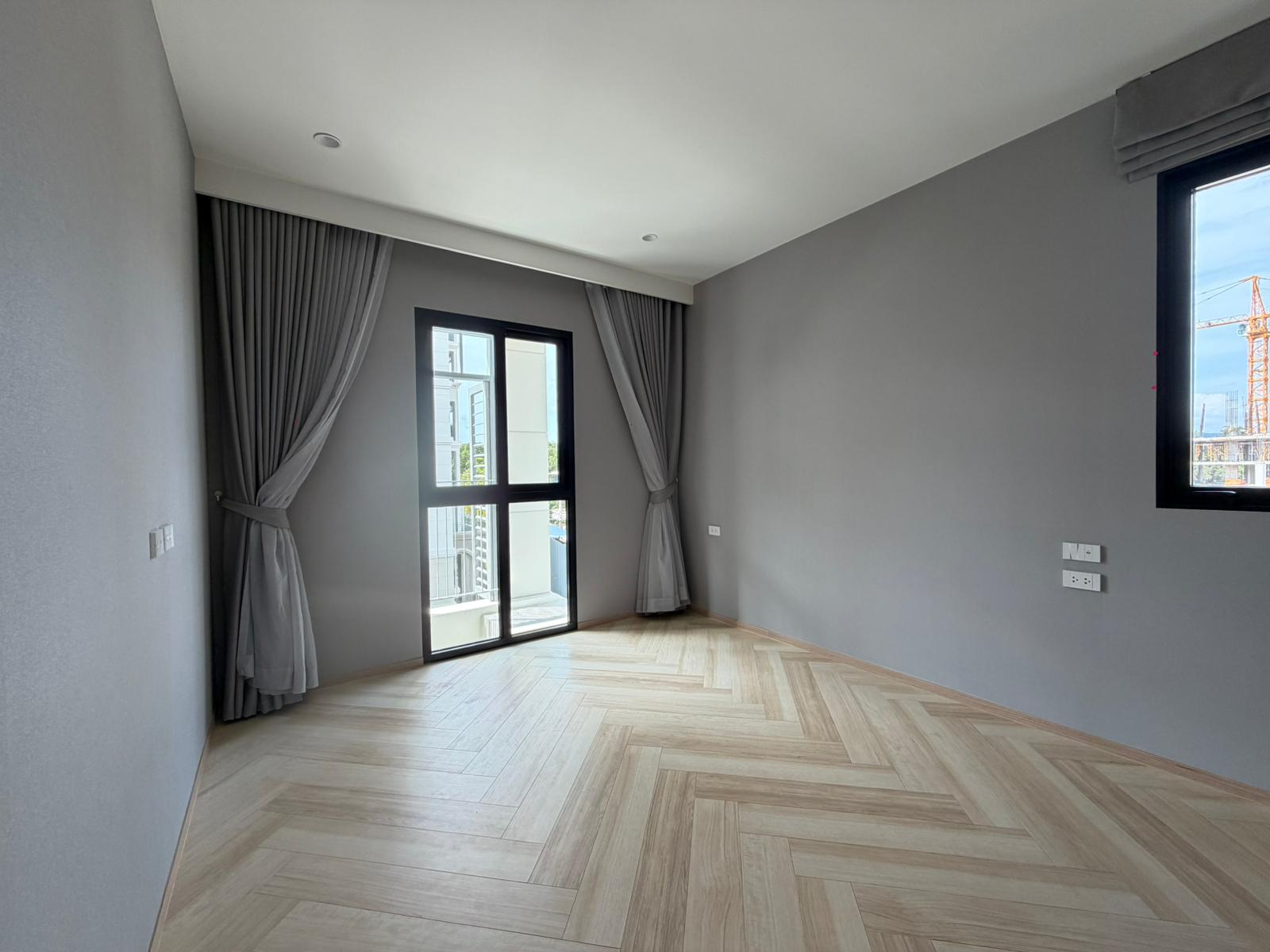 Property image - gallery 11