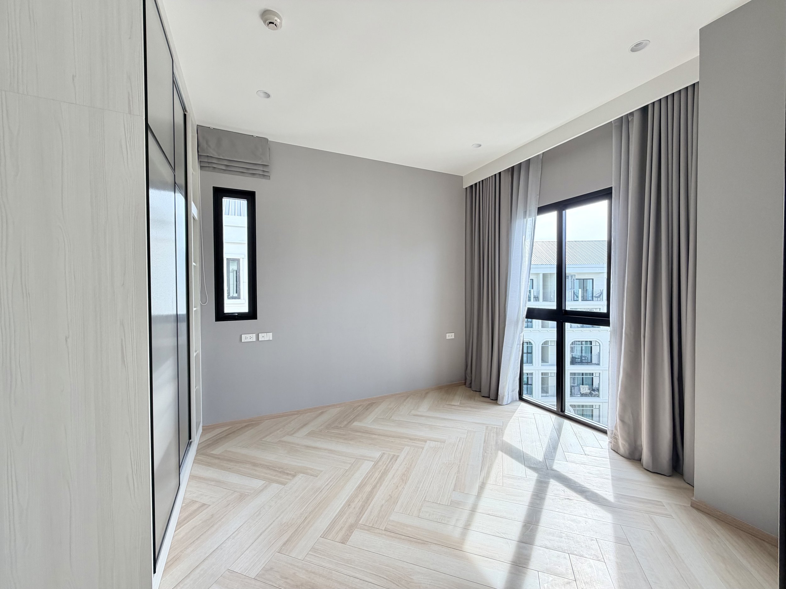 Property image - gallery 9